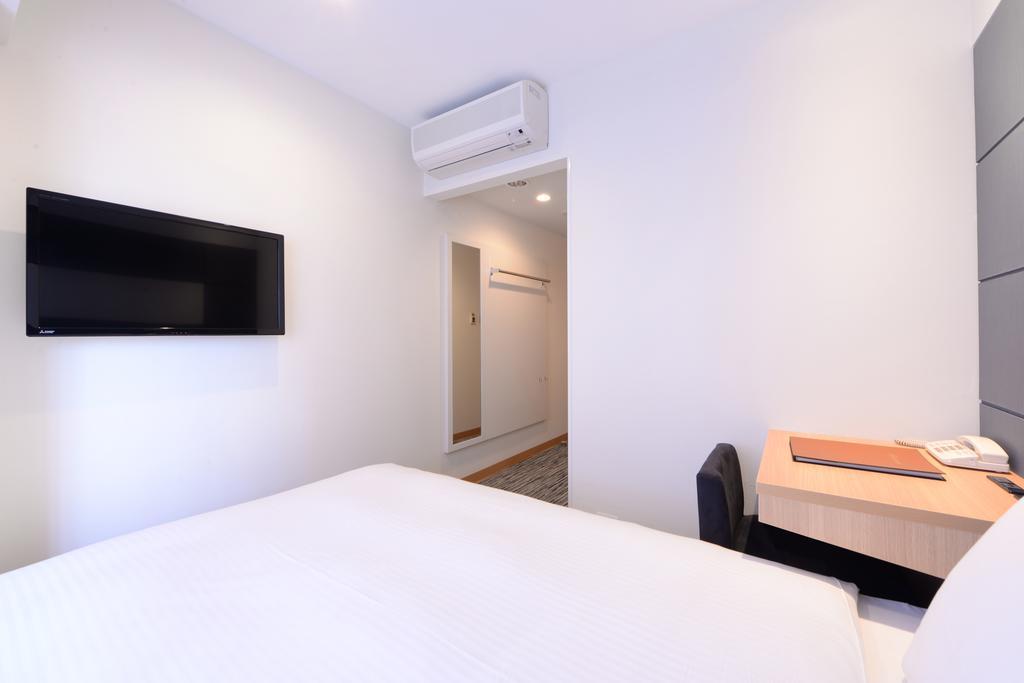Vessel Inn Ueno Iriya Station Tokyo Exterior photo